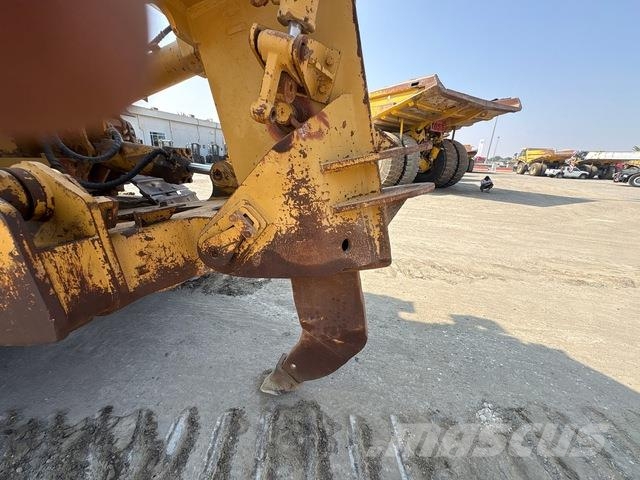 CAT D10R Bouteurs sur chenilles