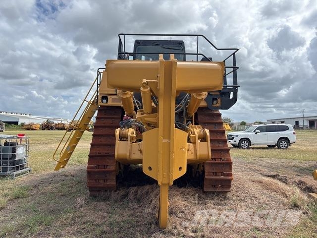 CAT D10T Гусеничные бульдозеры