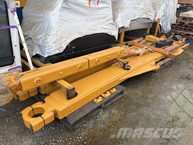 CAT D10T Гусеничные бульдозеры
