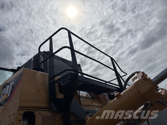 CAT D10T Гусеничные бульдозеры