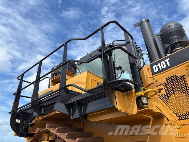 CAT D10T Гусеничные бульдозеры