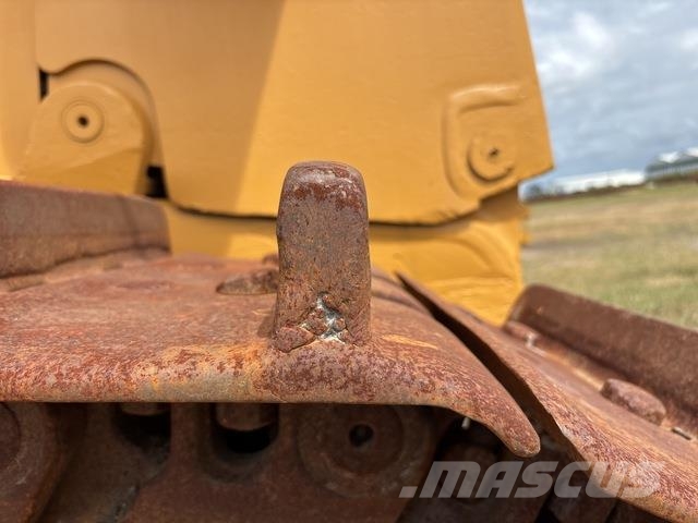 CAT D10T Гусеничные бульдозеры