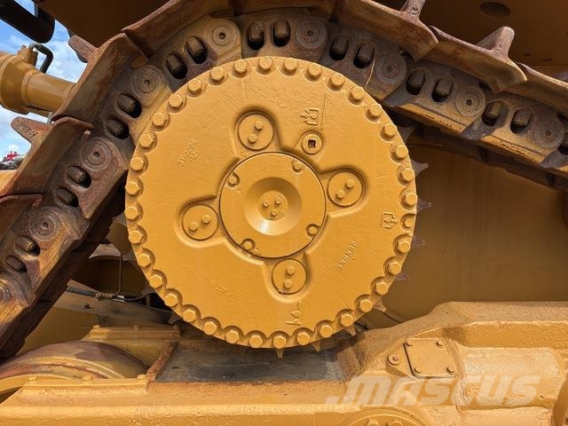 CAT D10T Гусеничные бульдозеры