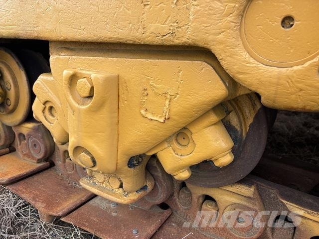 CAT D10T Гусеничные бульдозеры