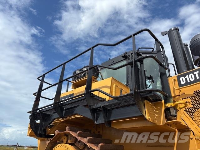 CAT D10T Гусеничные бульдозеры
