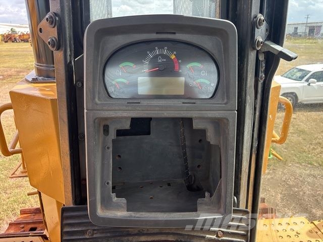 CAT D10T Гусеничные бульдозеры