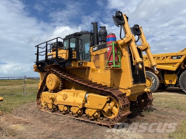 CAT D10T Гусеничные бульдозеры