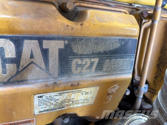 CAT D10T Гусеничные бульдозеры