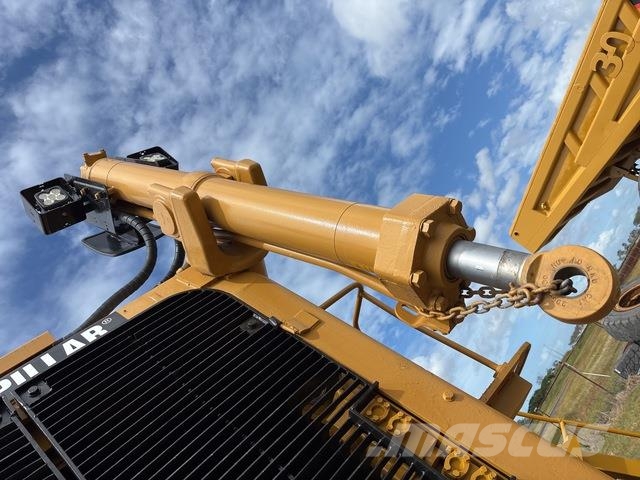 CAT D10T Гусеничные бульдозеры