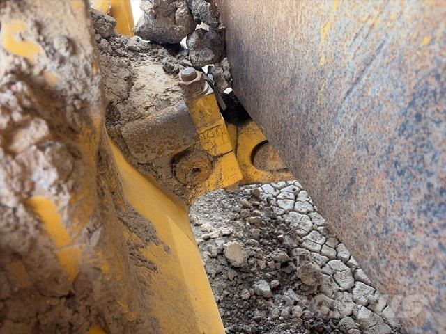 CAT D10T Buldozer sobre oruga