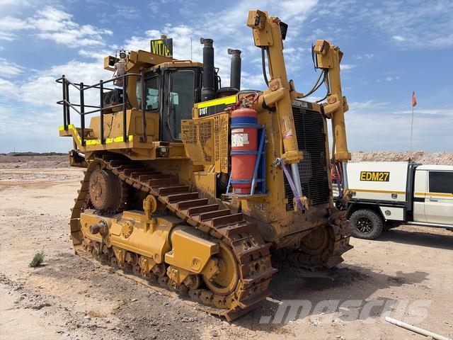 CAT D10T Buldozer sobre oruga