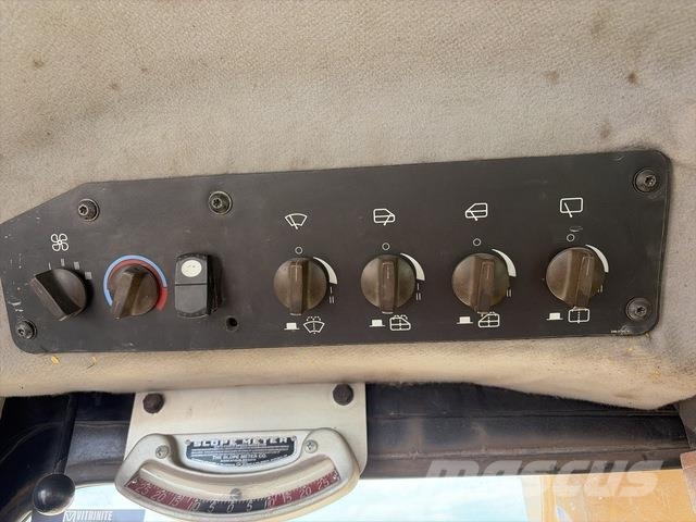 CAT D10T Bandschaktare