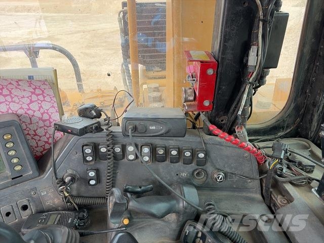 CAT D10T Bandschaktare