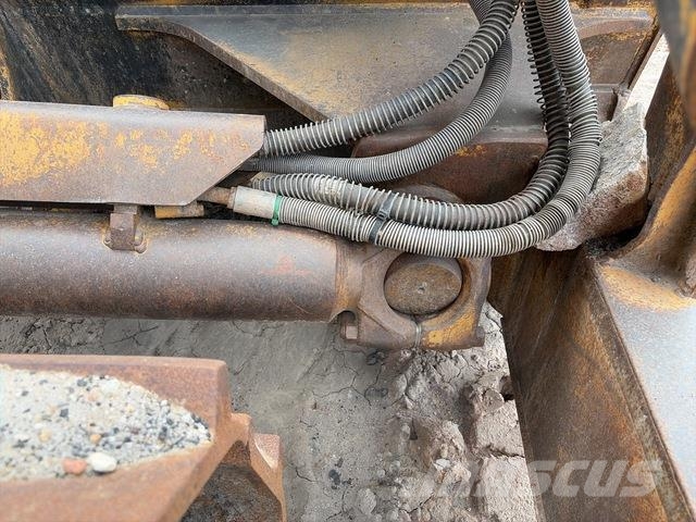 CAT D10T Bandschaktare