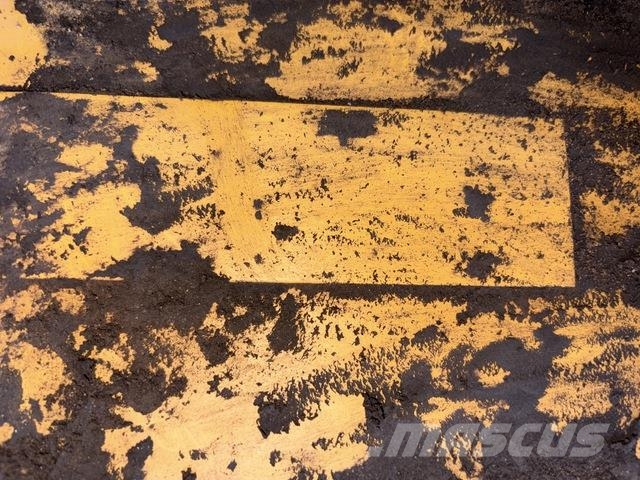 CAT D10T Bandschaktare
