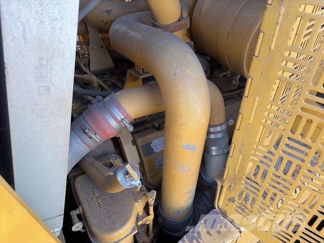 CAT D10T Crawler dozers