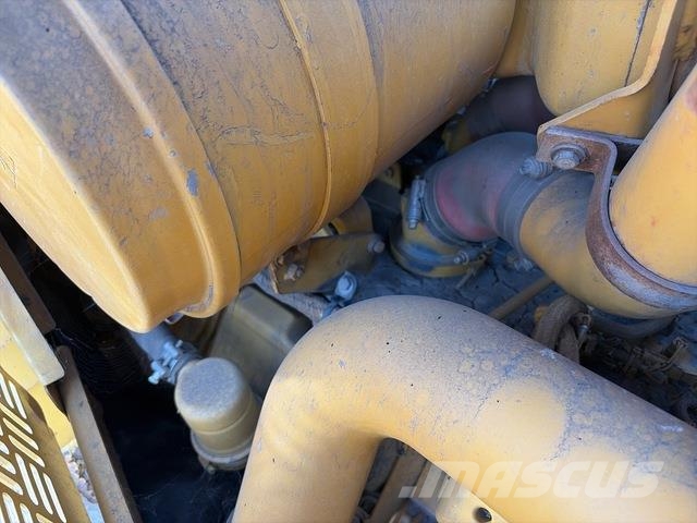 CAT D10T Crawler dozers