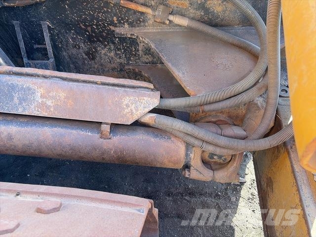 CAT D10T Crawler dozers