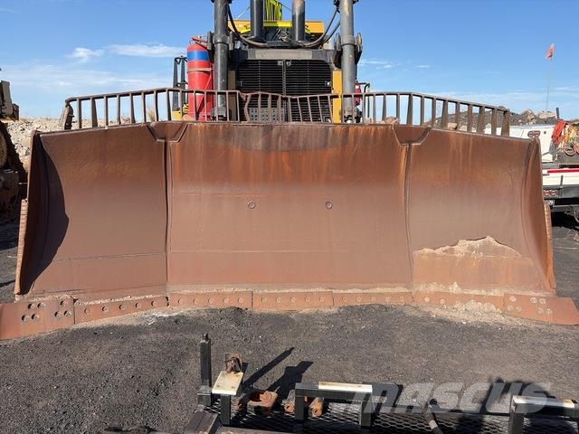 CAT D10T Crawler dozers