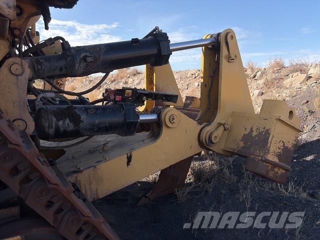 CAT D10T Crawler dozers