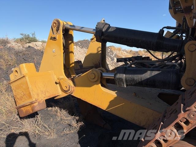 CAT D10T Crawler dozers