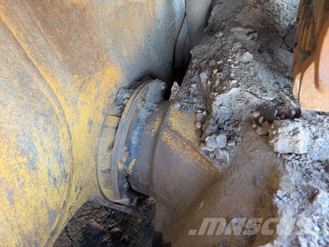 CAT D10T Crawler dozers