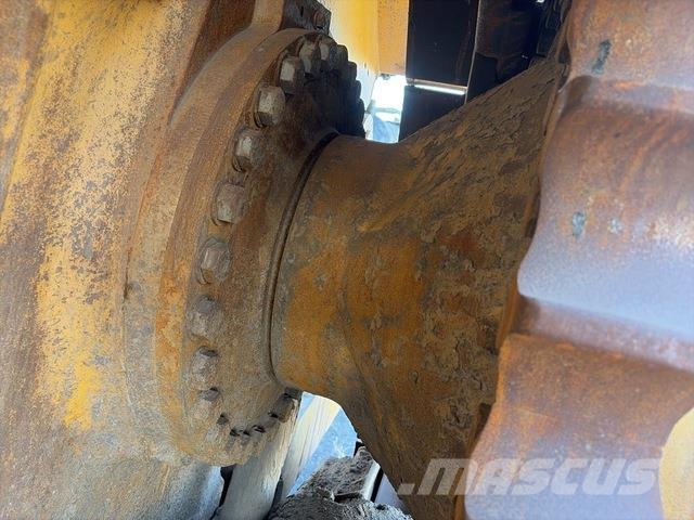 CAT D10T Crawler dozers