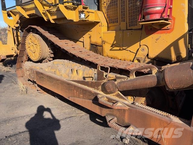 CAT D10T Crawler dozers