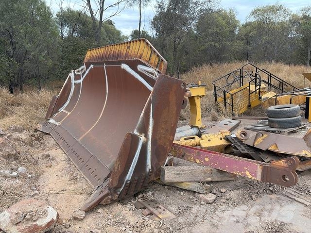 CAT D10T Crawler dozers