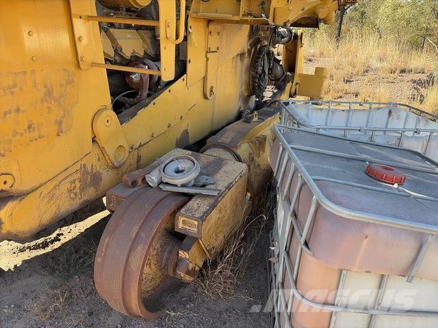 CAT D10T Crawler dozers