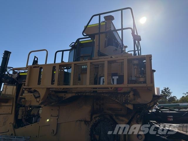 CAT D10T Crawler dozers