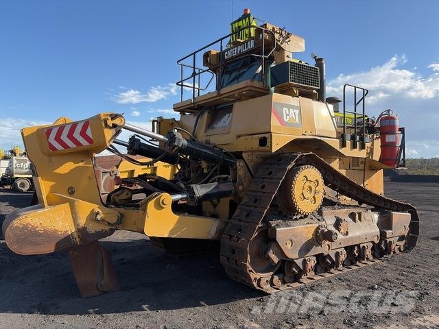 CAT D10T Crawler dozers