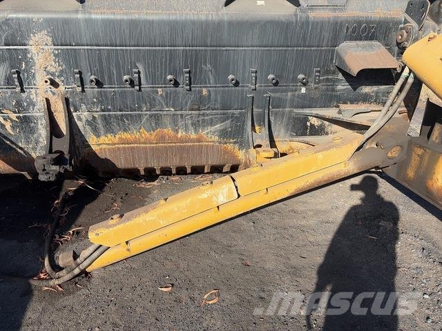 CAT D10T Crawler dozers