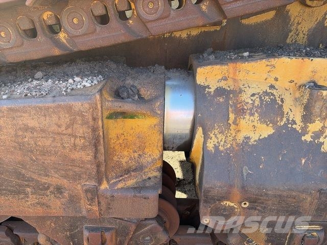 CAT D10T Crawler dozers