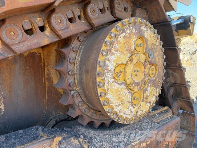 CAT D10T Crawler dozers