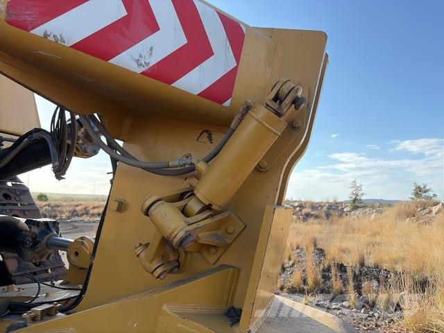 CAT D10T Crawler dozers