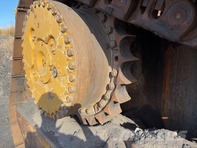 CAT D10T Crawler dozers
