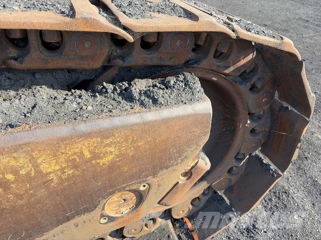 CAT D10T Crawler dozers
