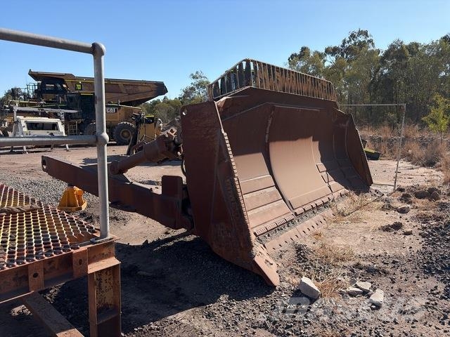 CAT D10T Bandschaktare