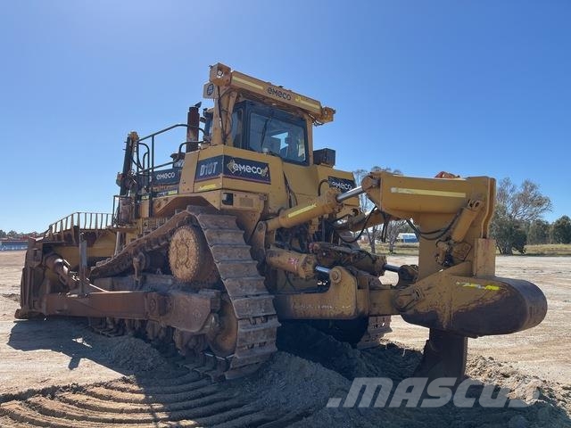 CAT D10T Buldožerji goseničarji