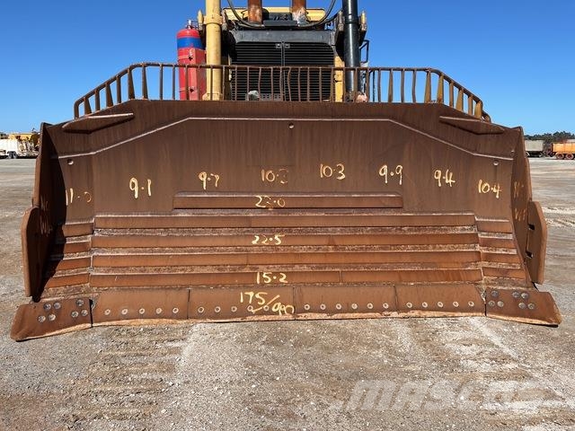 CAT D10T Buldožerji goseničarji