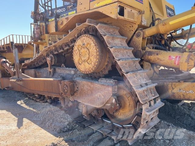 CAT D10T Buldožerji goseničarji