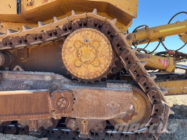 CAT D10T Buldožerji goseničarji