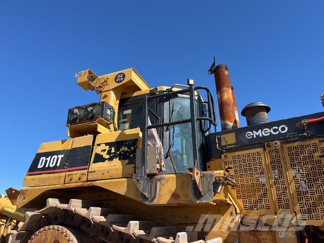 CAT D10T Buldožerji goseničarji