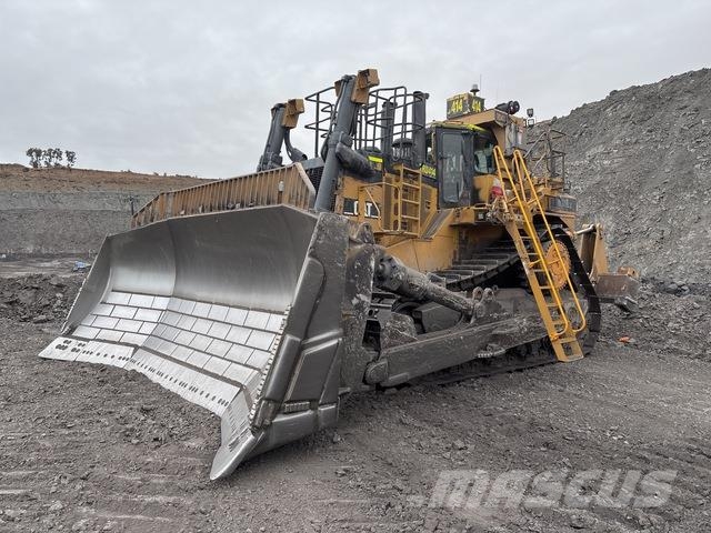 CAT D11R Pásové dozéry