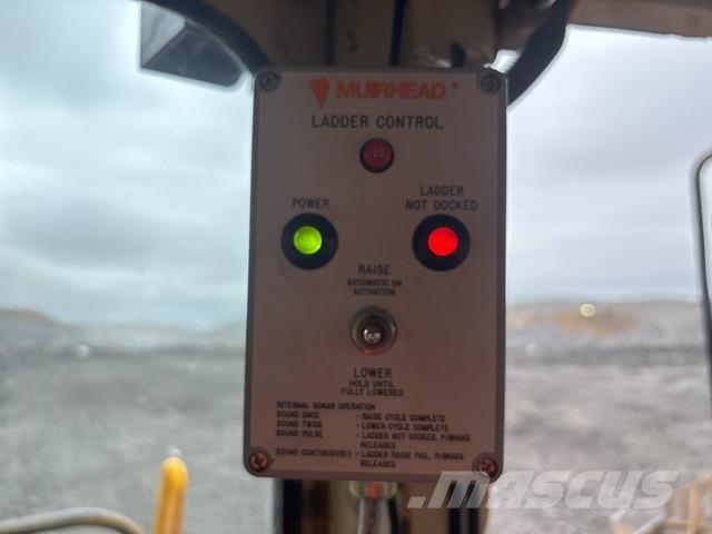 CAT D11R Pásové dozéry