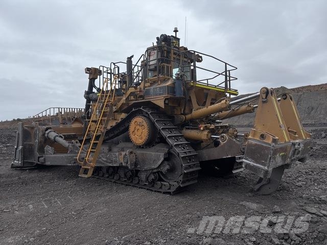 CAT D11R Pásové dozéry