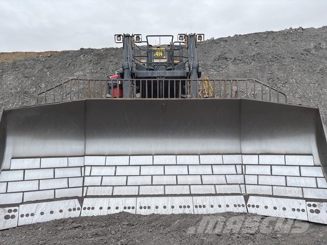 CAT D11R Pásové dozéry