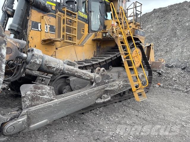 CAT D11R Pásové dozéry