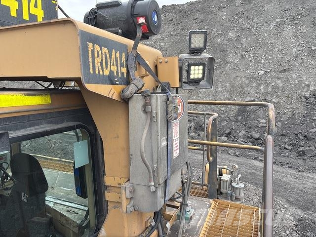 CAT D11R Pásové dozéry
